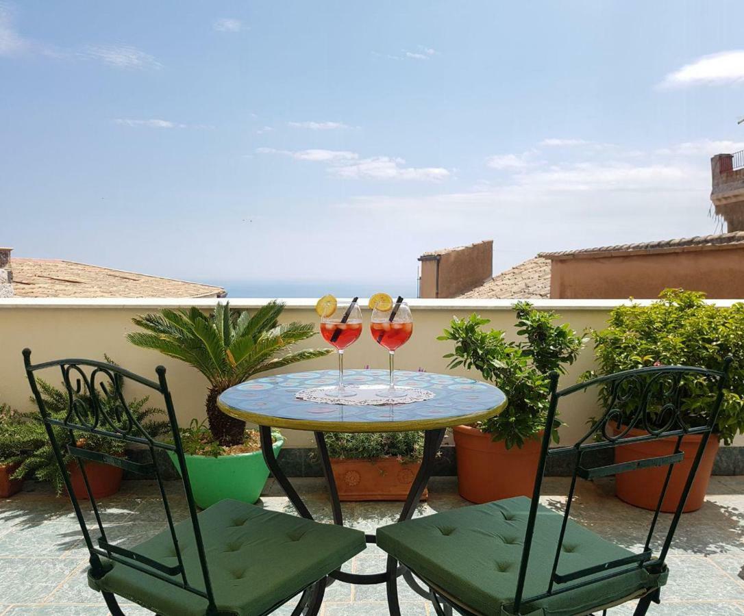 Le Sibille Gæstehus Taormina